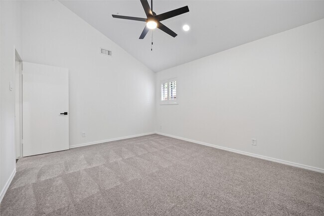 Building Photo - 5830 Yarwell Dr