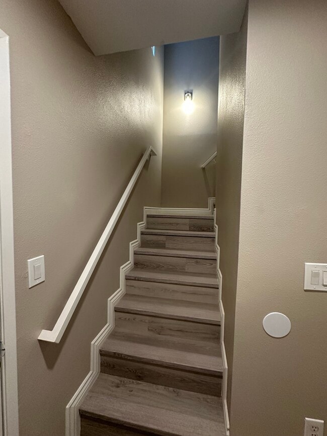 Building Photo - 20609 Seine Ave