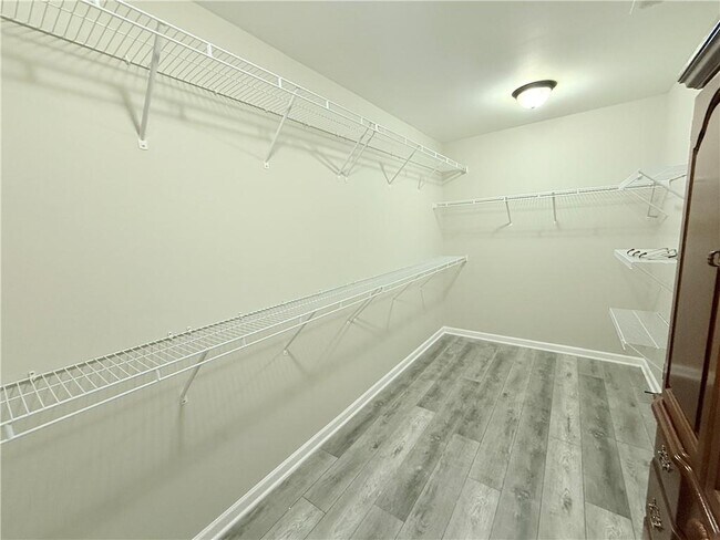 Building Photo - 8615 Village School Dr