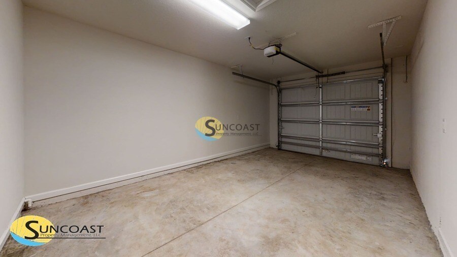 Building Photo - 7 Pritchard Dr