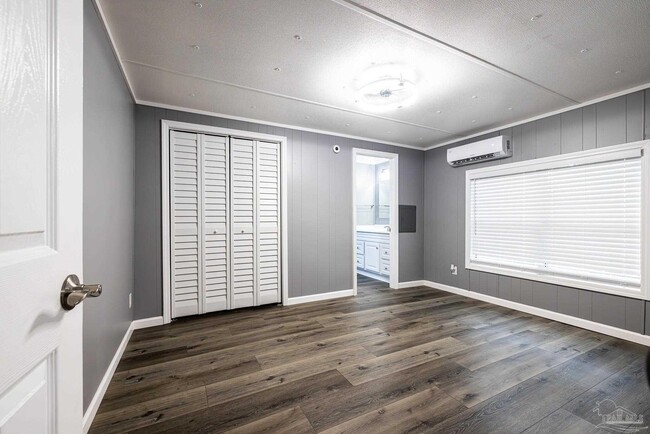 Building Photo - 4413 Basswood St