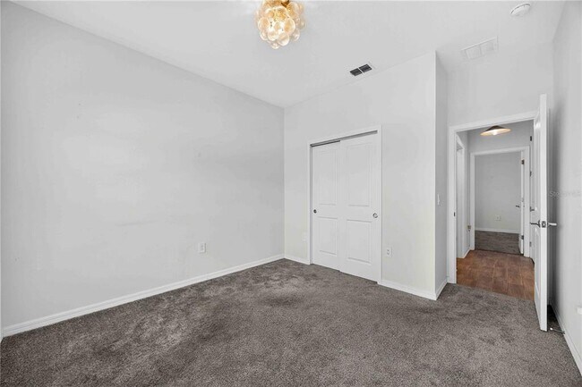 Building Photo - 281 Piave St