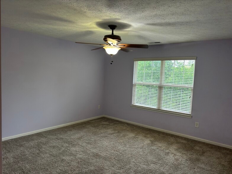 Upstairs bedroom 3 - 6648 Wilmot Ln