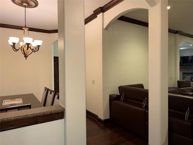 Building Photo - 16616 Moorgate Ln