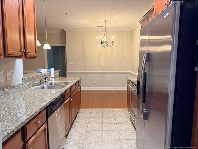 Building Photo - 210 Fountainhead Ln