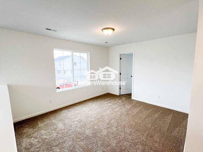 Building Photo - 53 Acorn Crk Ct