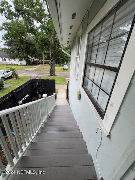 Building Photo - 768 Osceola St