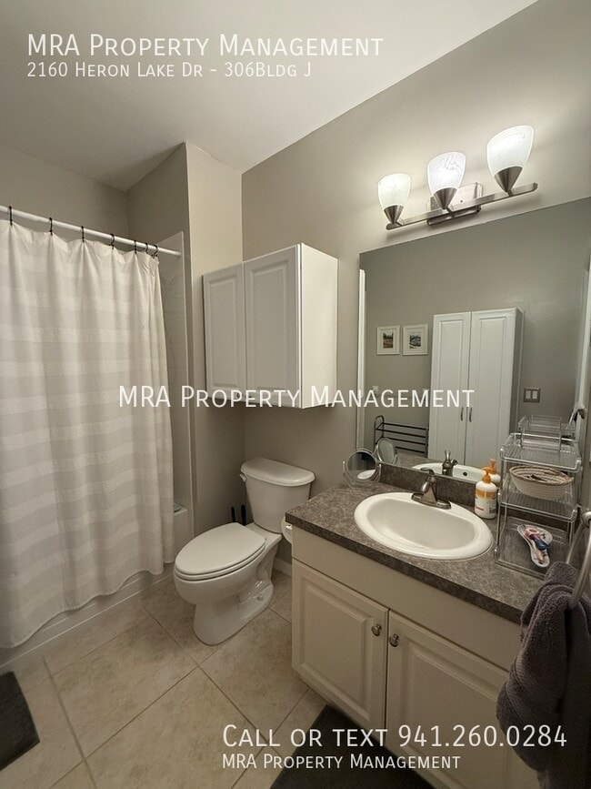 Building Photo - 2160 Heron Lake Dr
