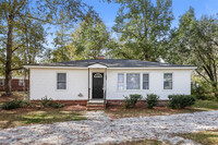 Building Photo - Lovely 3 Bedroom in North Charleston