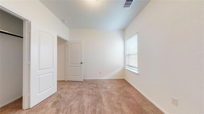 Building Photo - 7918 Chukka Dr