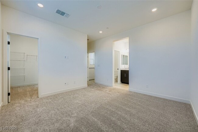 Building Photo - 11737 Stone Curlew Ave