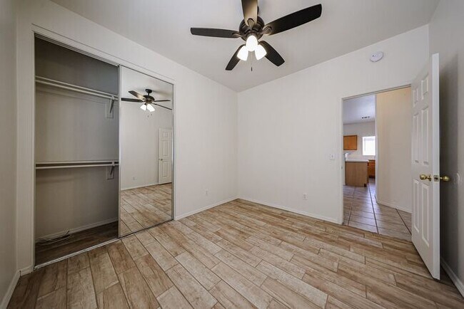 Building Photo - Stylish 4BD , 2 BA Home with Remodeled Bac...