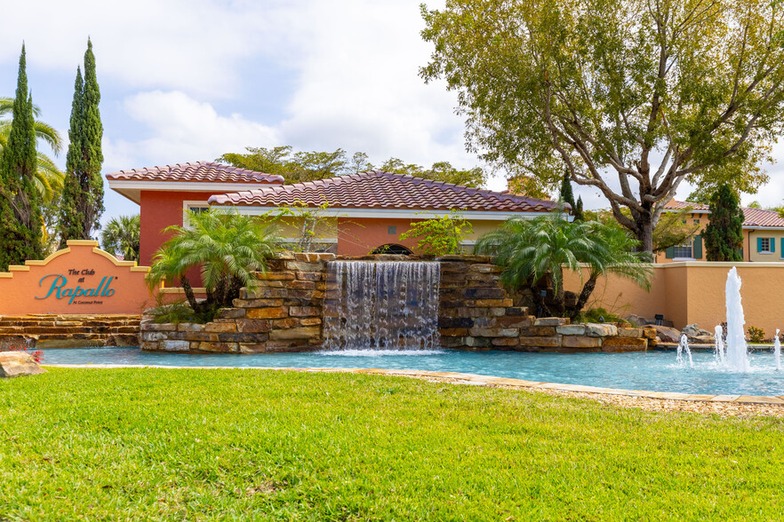 Building Photo - 8641 Piazza del Lago Cir