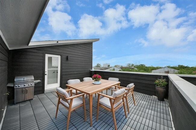 Building Photo - 4608 Coke St