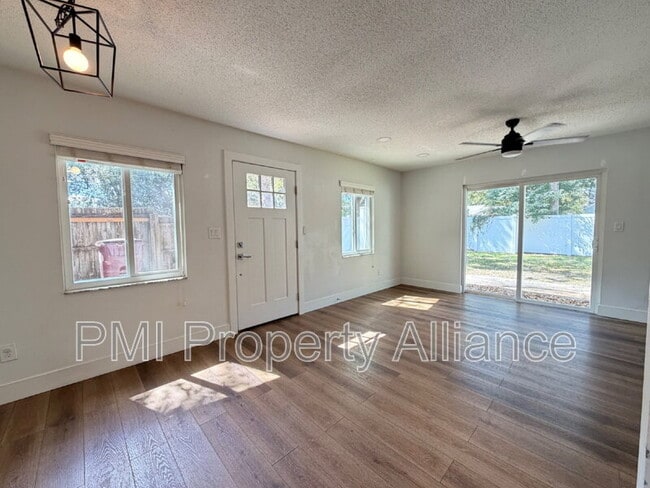 Building Photo - 2300 Elizabeth Ave