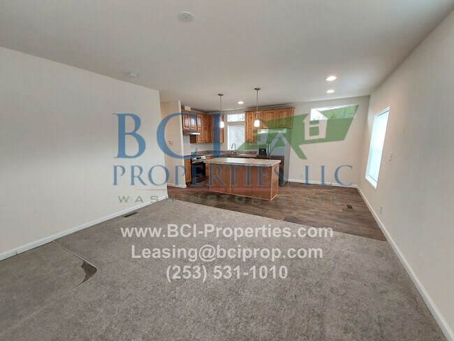 Building Photo - 10802 22nd Ave Ct E