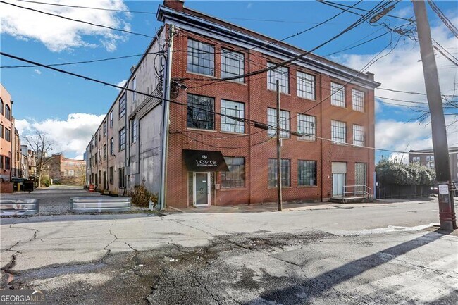 Building Photo - 172 Haynes St SW