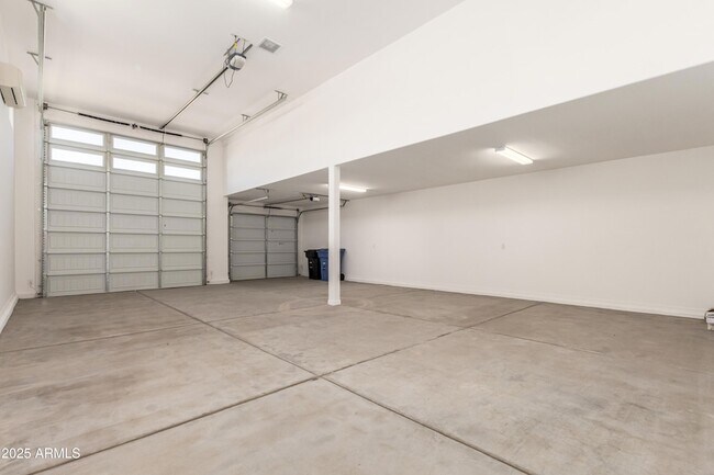 Building Photo - 4813 W Stargazer Pl