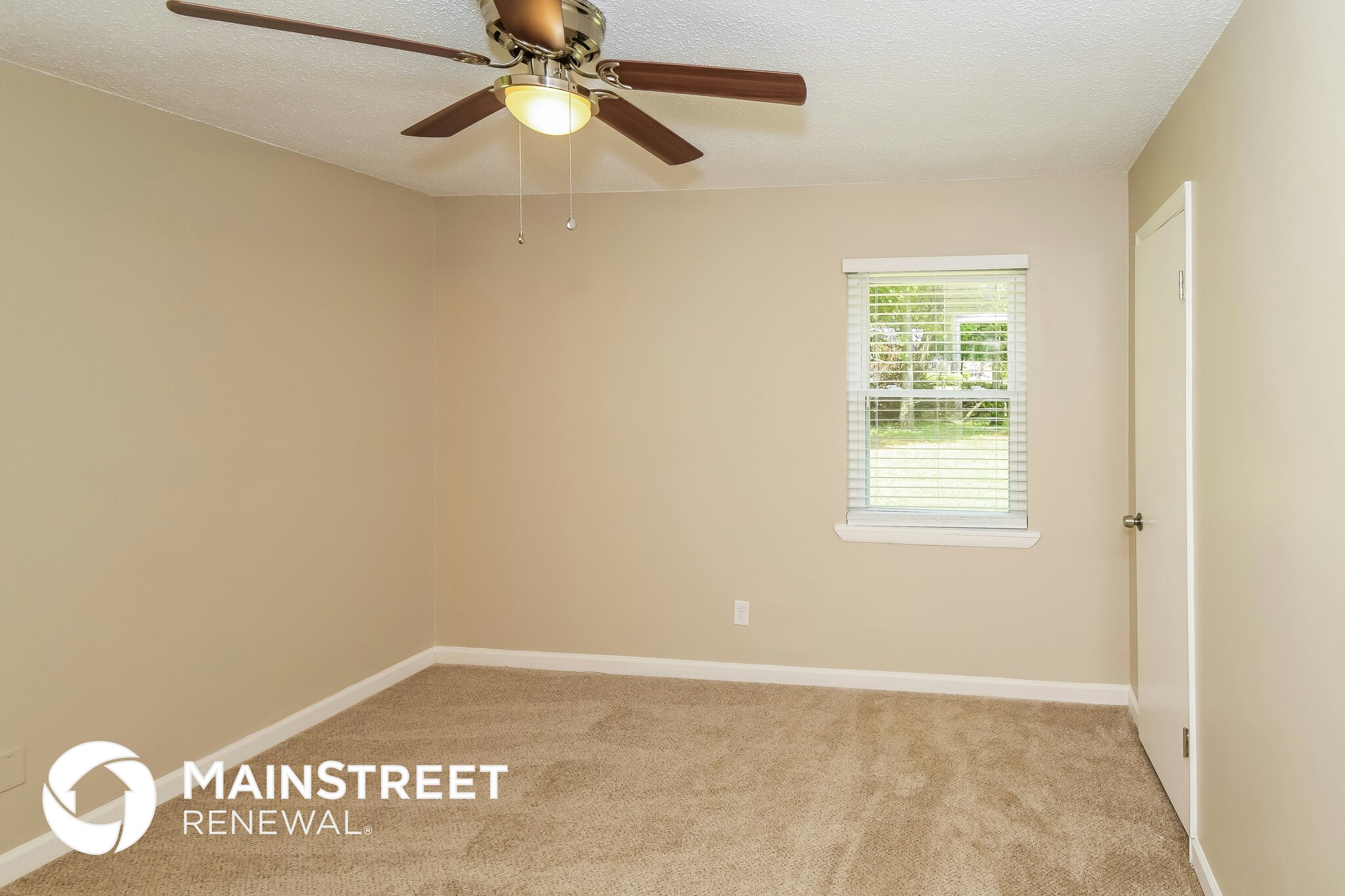 Building Photo - 2058 Palmer Ave