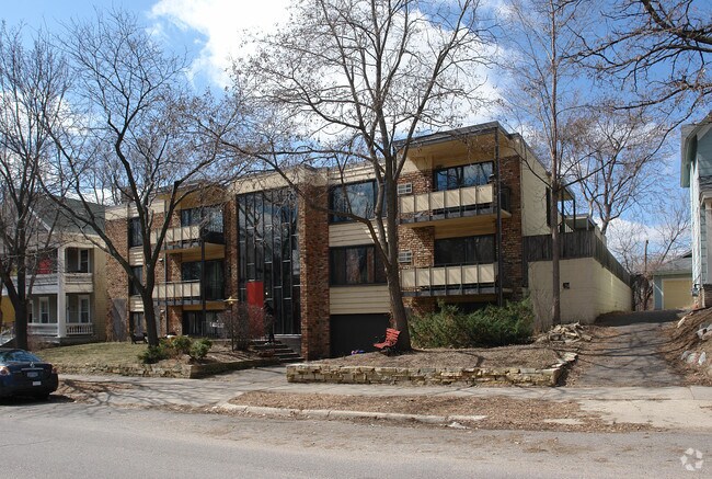 Building Photo - 2438 Grand Ave S