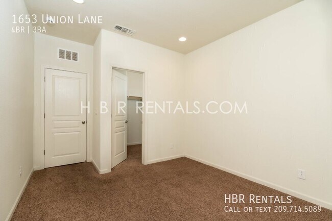 Building Photo - 1653 Union Ln