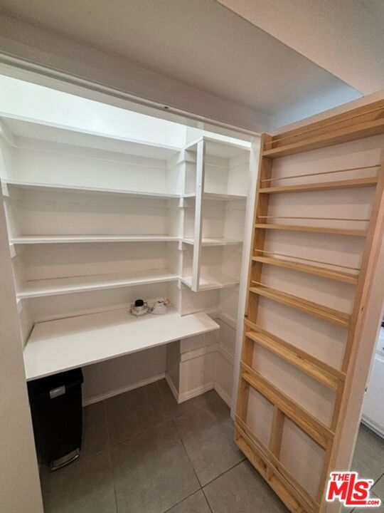 Building Photo - 24 Lighthouse St