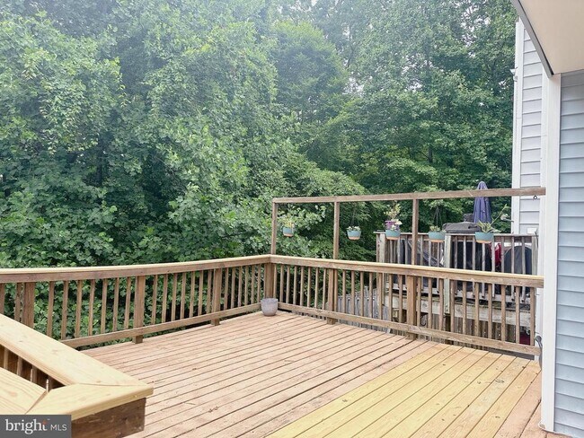 Building Photo - 15427 Beachwater Ct