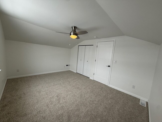 Building Photo - All new 3 bed / 2 bath home in wonderful West Salem neighborhood with garage!