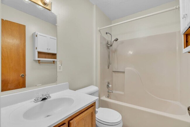 Building Photo - 295 Riggs Rd