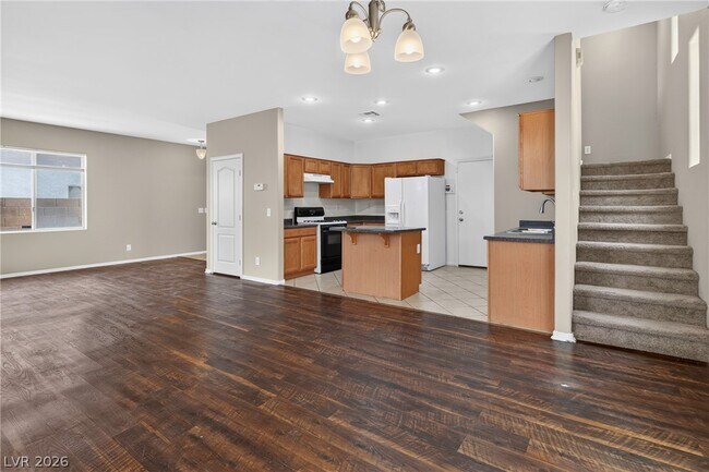 Building Photo - 10519 Allegrini Dr
