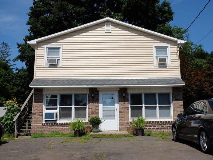 House Front - 31 Chapel St