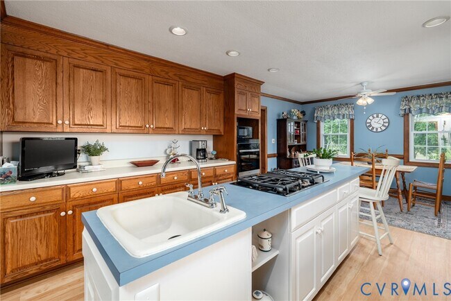 Building Photo - 12182 Woodson Farm Ln