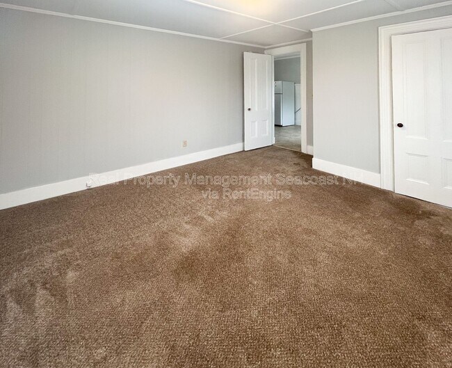 Building Photo - 11 Beacon St