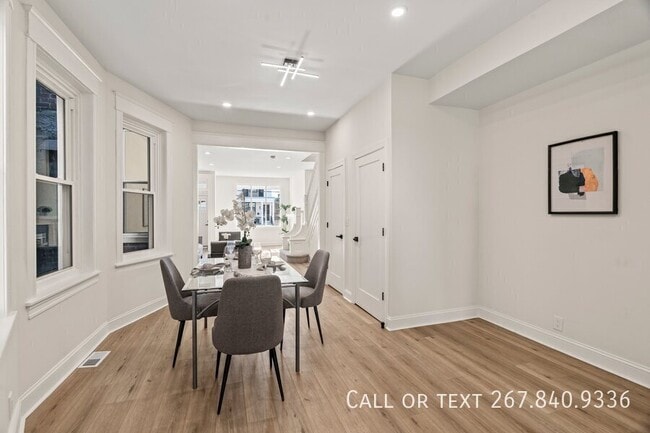 Building Photo - 2921 W Oxford St