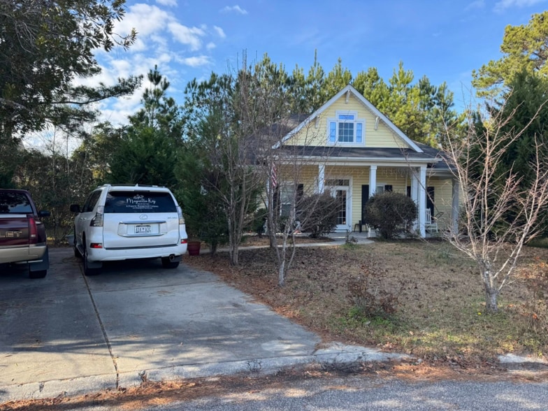 Building Photo - 1854 Juniper Dr