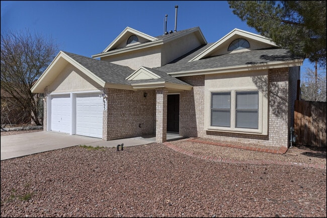 Building Photo - 695 Bluff Canyon Cir