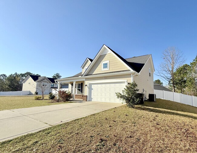 Building Photo - 15 Old Montague Way