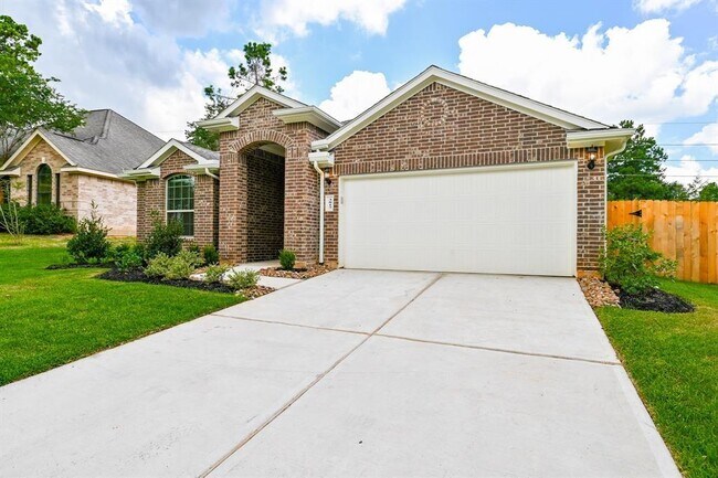 Building Photo - 3817 Breckenridge Dr