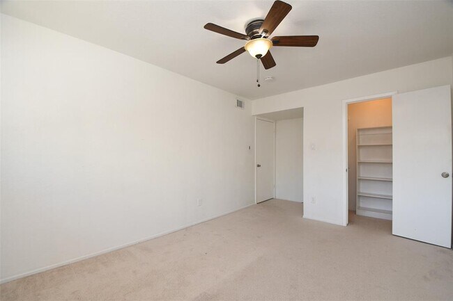 Building Photo - 2596 Bering Dr