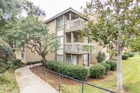 Building Photo - Cozy 2 BED/1 BATH in Exclusive 55+ Senior ...