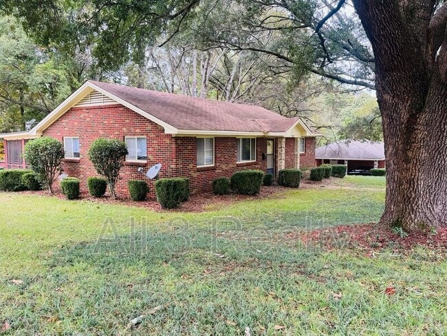 Building Photo - 320 Green Ridge Rd