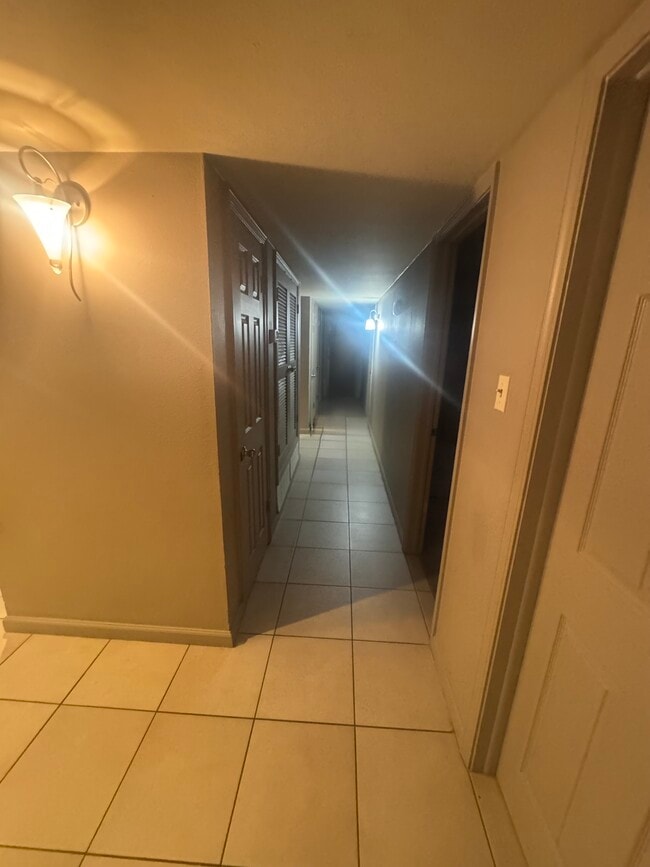 Building Photo - 6437 Dawn Dr