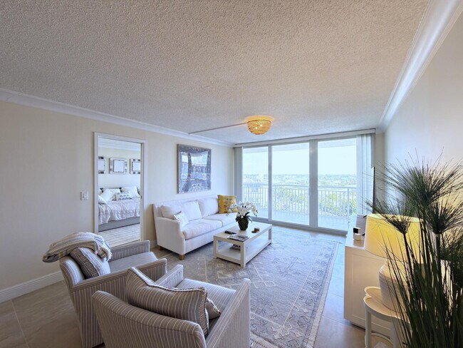 Building Photo - 3546 S Ocean Blvd