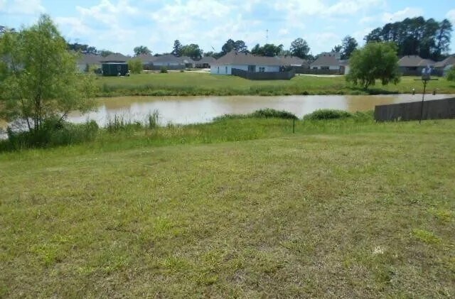 Building Photo - 126 Pne Lk Rd