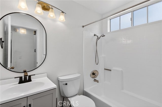 Building Photo - 60 Flor De Mar