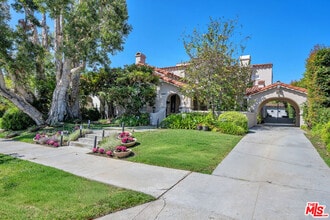 Building Photo - 1521 Midvale Ave