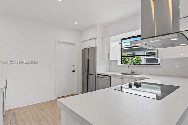 Building Photo - 7525 Adventure Ave