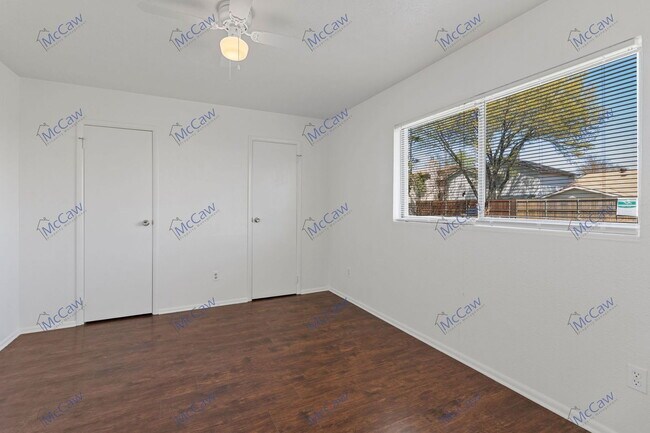 Building Photo - 5006 Frontier Rd