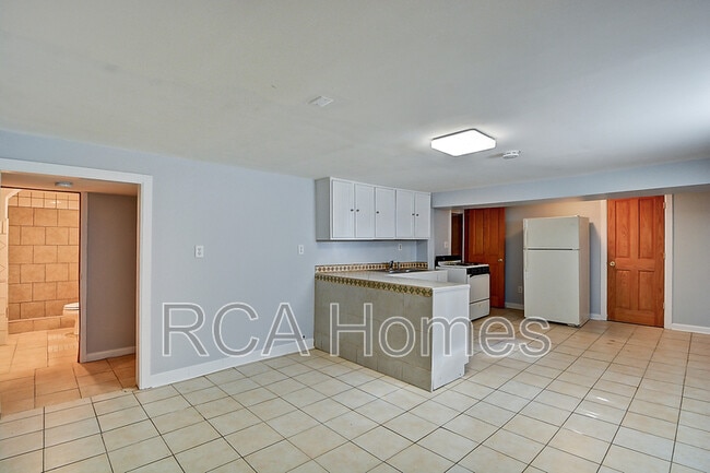 Building Photo - 52 Jenny Ln