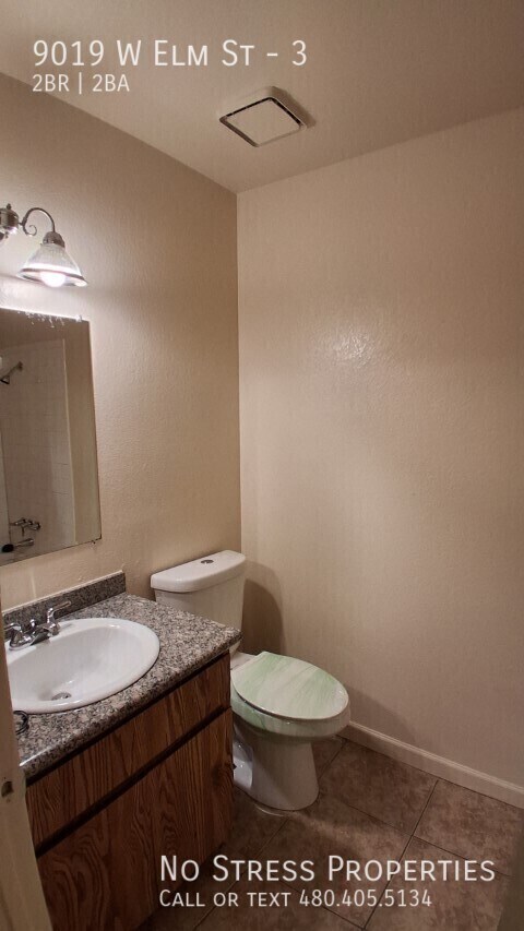 Building Photo - 9019 W Elm St